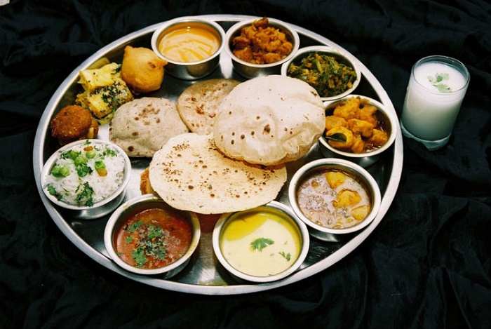 Gujarati-Food-1